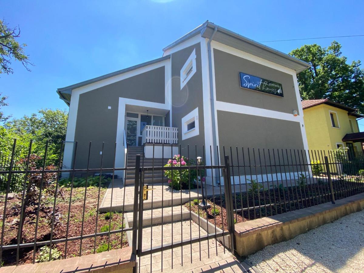 Spirit Homes Apartments Oroshaza Luaran gambar