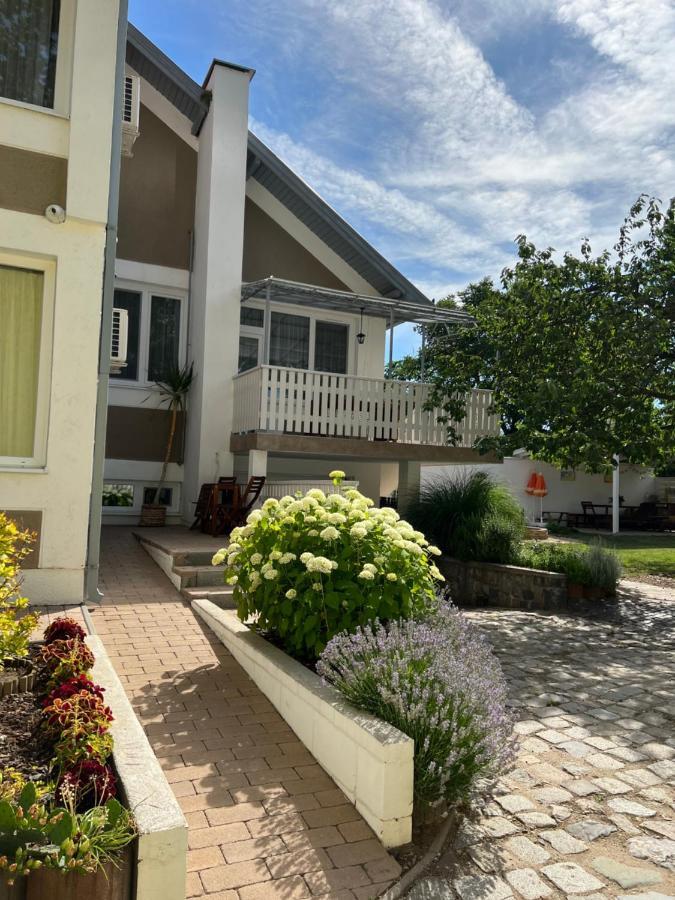 Spirit Homes Apartments Oroshaza Luaran gambar