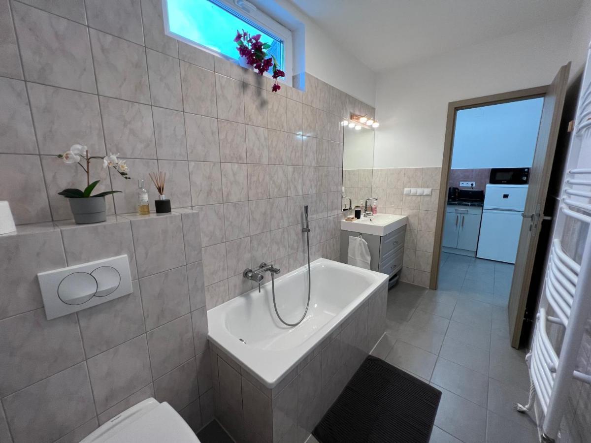 Spirit Homes Apartments Oroshaza Luaran gambar